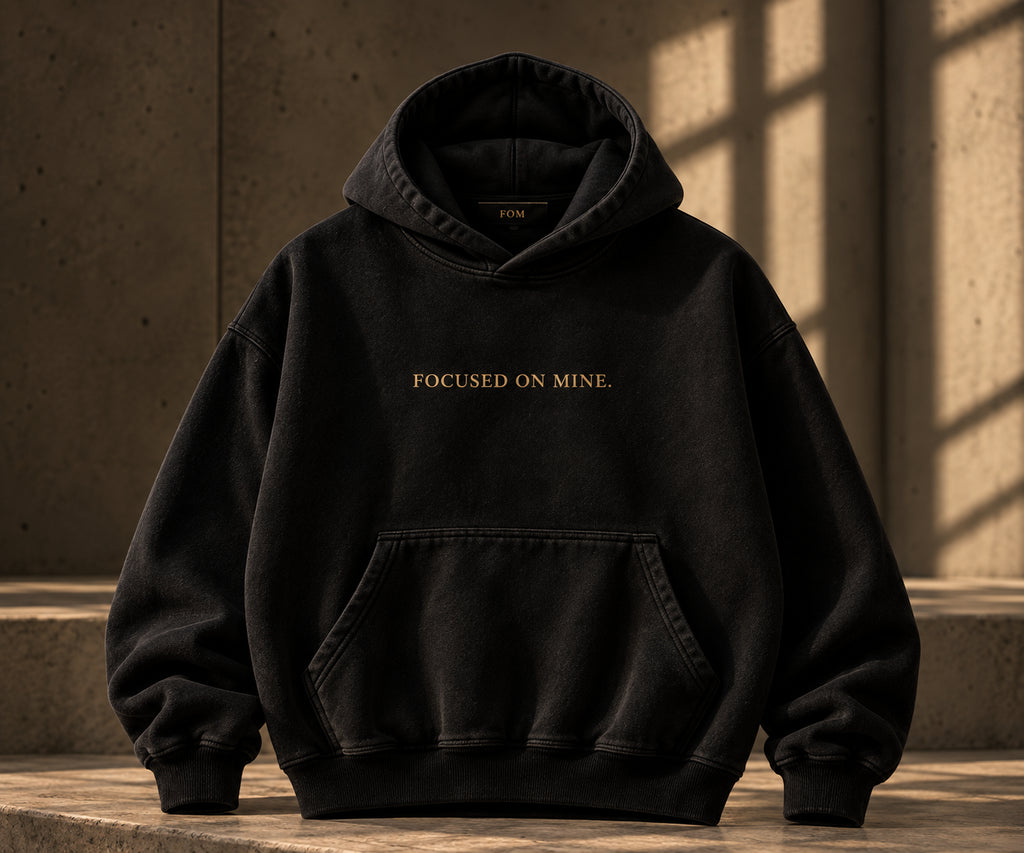 HEAVYWEIGHT HOODIE