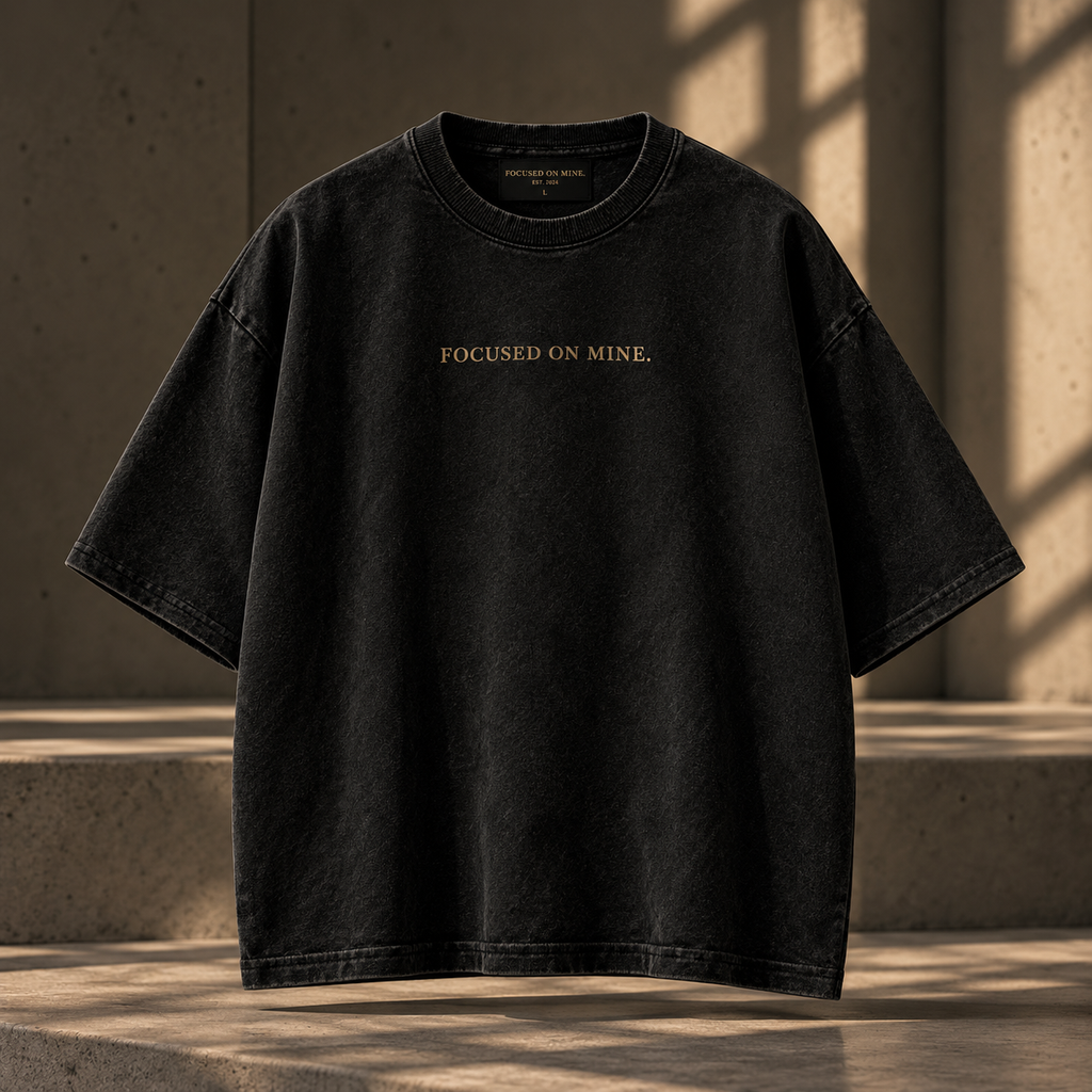 HEAVYWEIGHT TEE